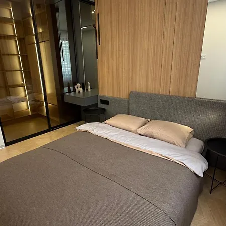 Arcadia Apartment